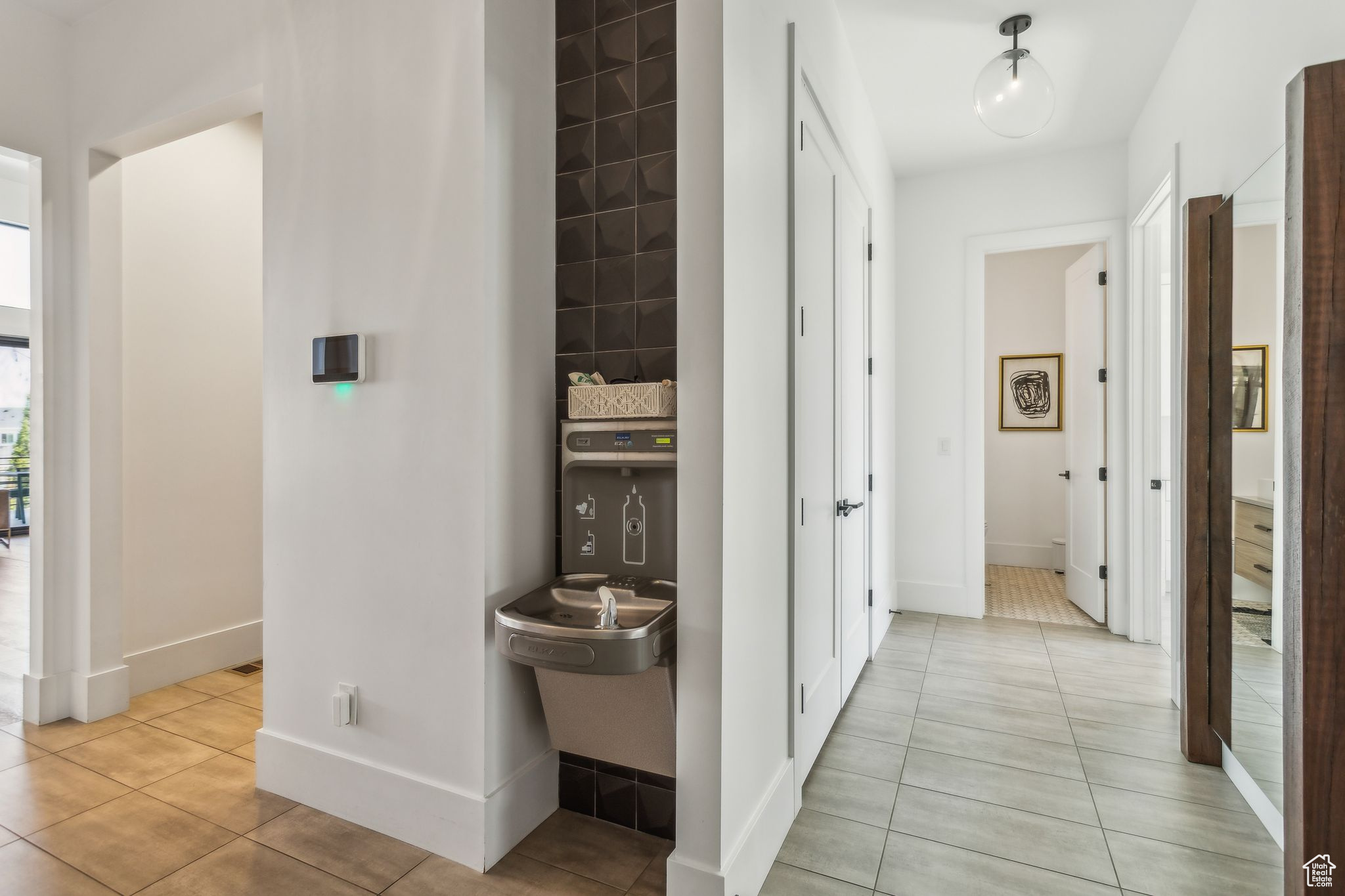 Highland, Utah 84003, United States, 4 Bedrooms Bedrooms, ,4 BathroomsBathrooms,Residential,Pending,110879