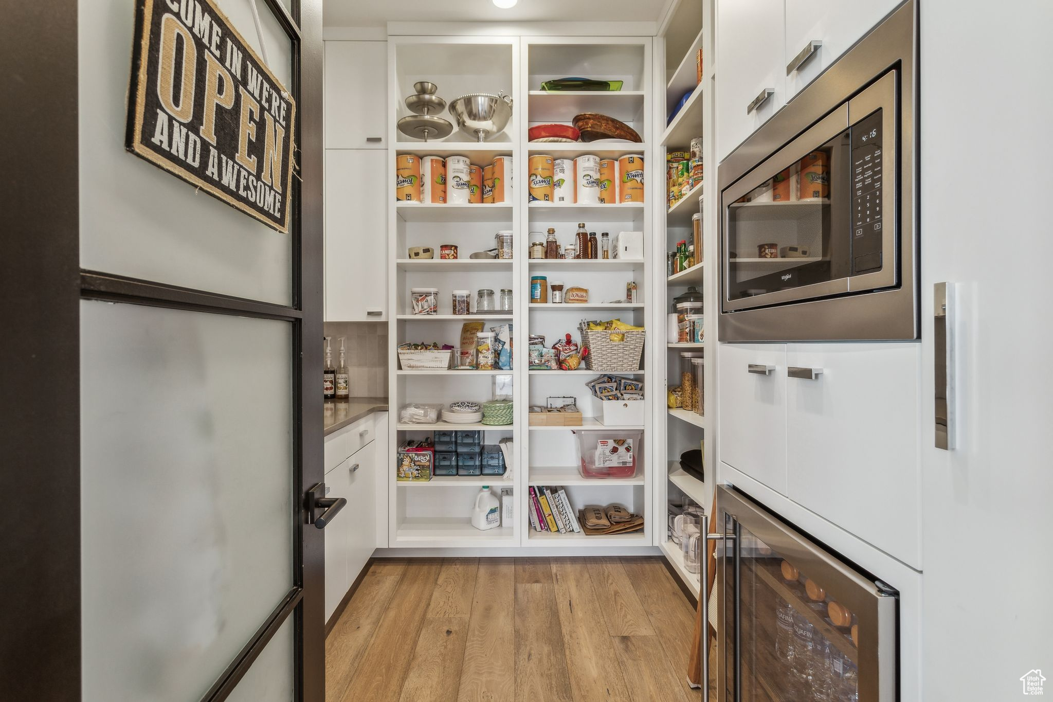 Highland, Utah 84003, United States, 4 Bedrooms Bedrooms, ,4 BathroomsBathrooms,Residential,Pending,110879