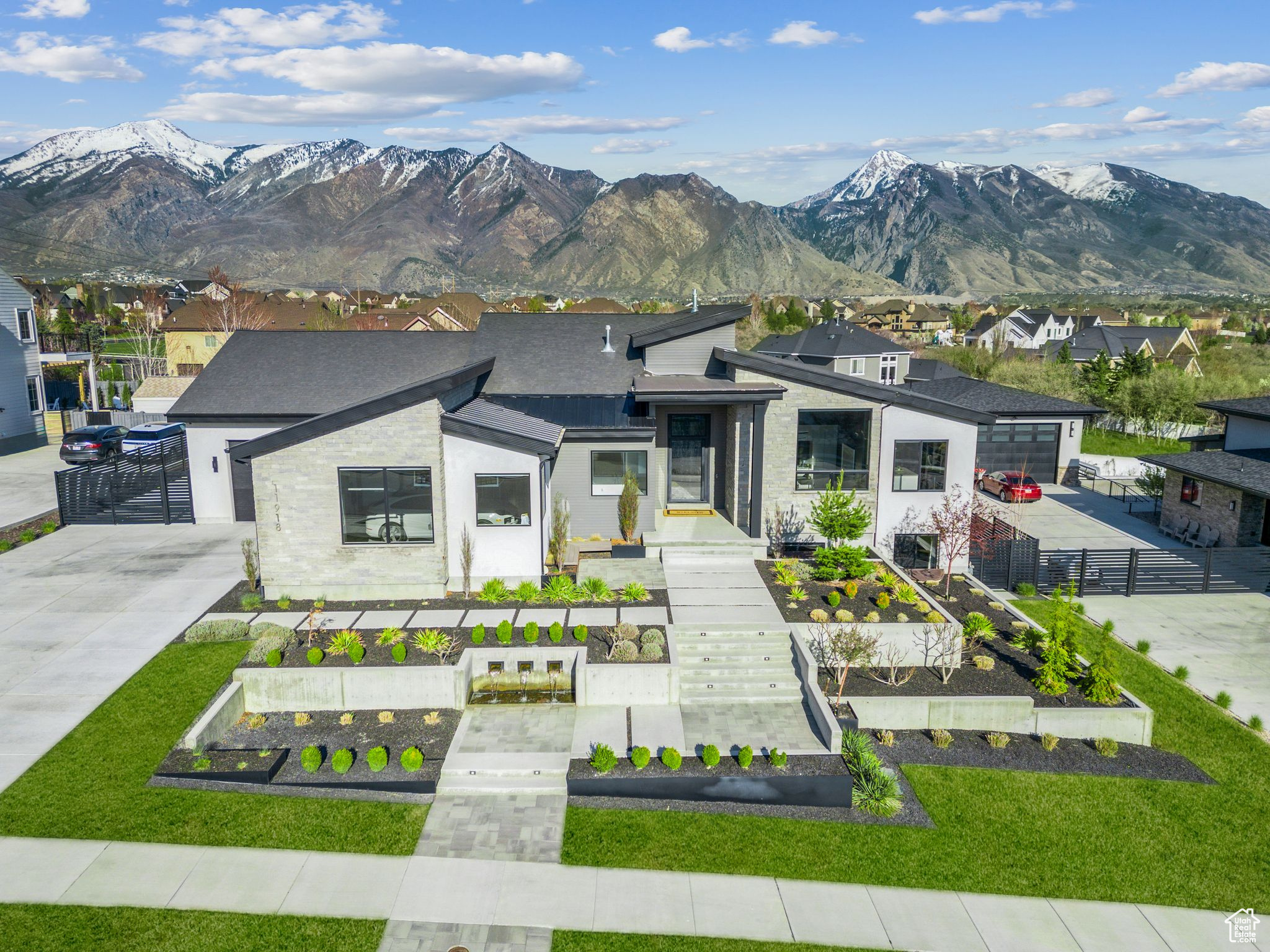 Highland, Utah 84003, United States, 4 Bedrooms Bedrooms, ,4 BathroomsBathrooms,Residential,Pending,110879 Highland, Utah 84003, United States, 4 Bedrooms Bedrooms, ,4 BathroomsBathrooms,Residential,Pending,110879