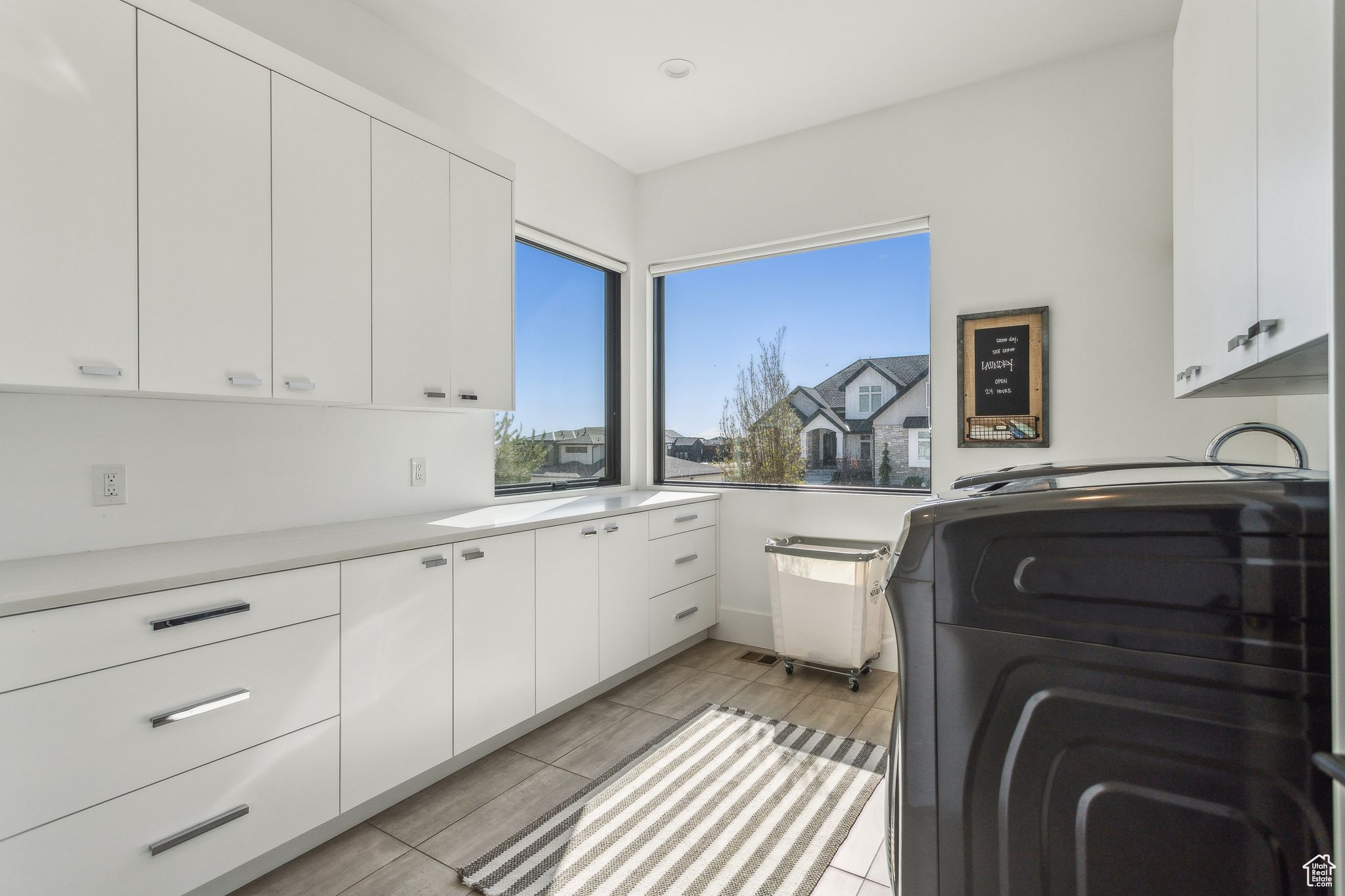 Highland, Utah 84003, United States, 4 Bedrooms Bedrooms, ,4 BathroomsBathrooms,Residential,Pending,110879