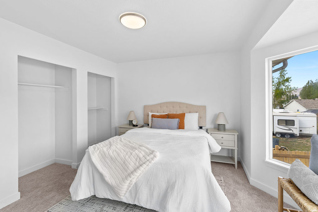 THE RIDGE - Residential