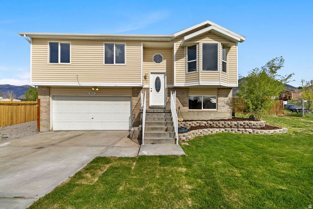 Photo of 804 N 310 E, Tooele, UT 84074 (MLS # 2149630)