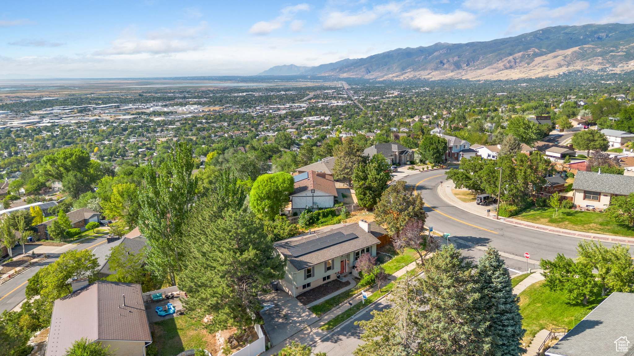 LAKEVIEW ESTATES - Residential