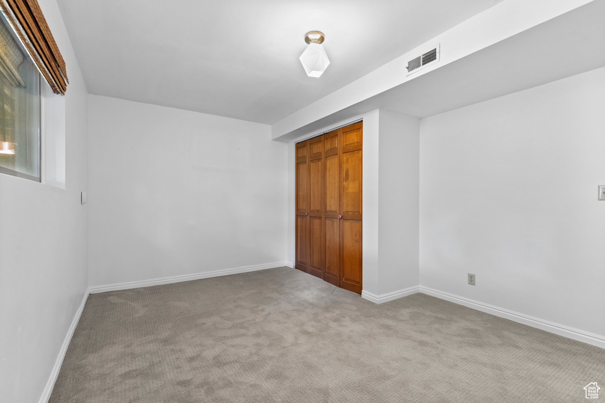 LAKEVIEW ESTATES - Residential