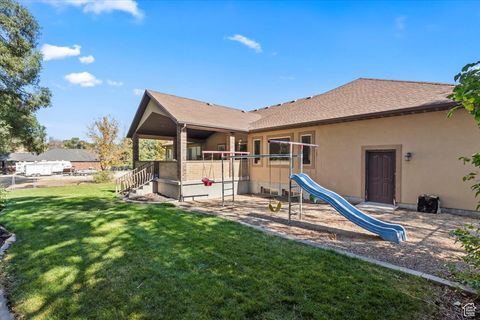 Tiny photo for 1586 W ROCK HOLLOW DR, Bluffdale, UT 84065 (MLS # 2115588)