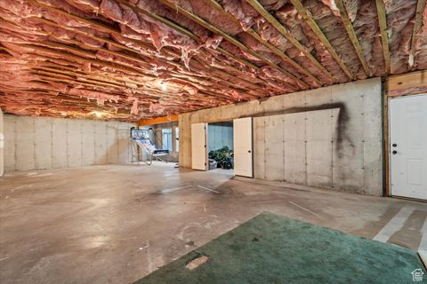 Tiny photo for 1586 W ROCK HOLLOW DR, Bluffdale, UT 84065 (MLS # 2115588)