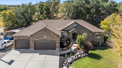 Tiny photo for 1586 W ROCK HOLLOW DR, Bluffdale, UT 84065 (MLS # 2115588)