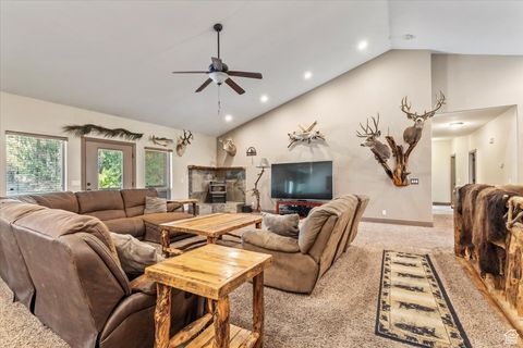 Tiny photo for 1586 W ROCK HOLLOW DR, Bluffdale, UT 84065 (MLS # 2115588)