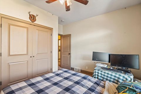 Tiny photo for 1586 W ROCK HOLLOW DR, Bluffdale, UT 84065 (MLS # 2115588)