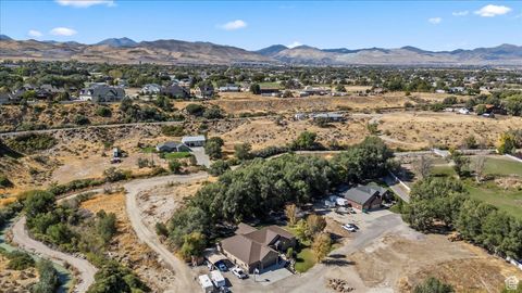Tiny photo for 1586 W ROCK HOLLOW DR, Bluffdale, UT 84065 (MLS # 2115588)
