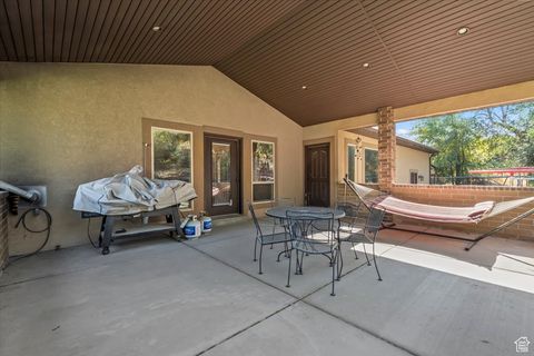 Tiny photo for 1586 W ROCK HOLLOW DR, Bluffdale, UT 84065 (MLS # 2115588)