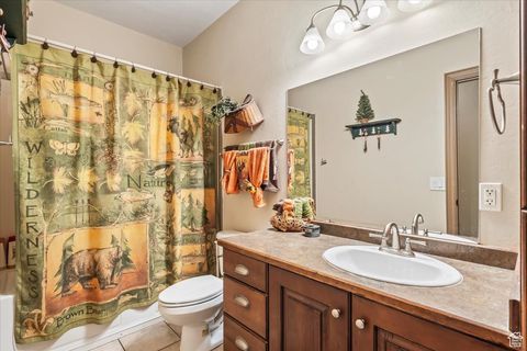 Tiny photo for 1586 W ROCK HOLLOW DR, Bluffdale, UT 84065 (MLS # 2115588)
