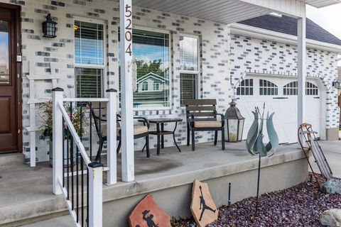 Tiny photo for 5204 S BRIGHT MORNING CIR, Taylorsville, UT 84123 (MLS # 2150866)