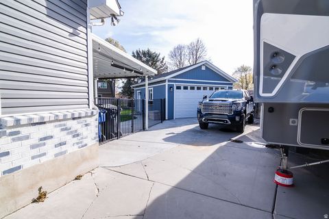 Tiny photo for 5204 S BRIGHT MORNING CIR, Taylorsville, UT 84123 (MLS # 2150866)