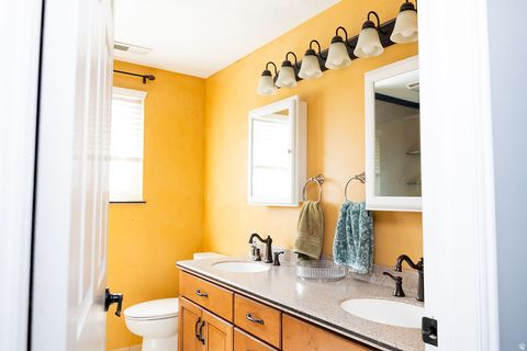 Tiny photo for 5204 S BRIGHT MORNING CIR, Taylorsville, UT 84123 (MLS # 2150866)