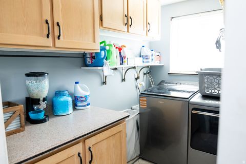 Tiny photo for 5204 S BRIGHT MORNING CIR, Taylorsville, UT 84123 (MLS # 2150866)