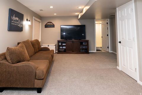 Tiny photo for 5204 S BRIGHT MORNING CIR, Taylorsville, UT 84123 (MLS # 2150866)