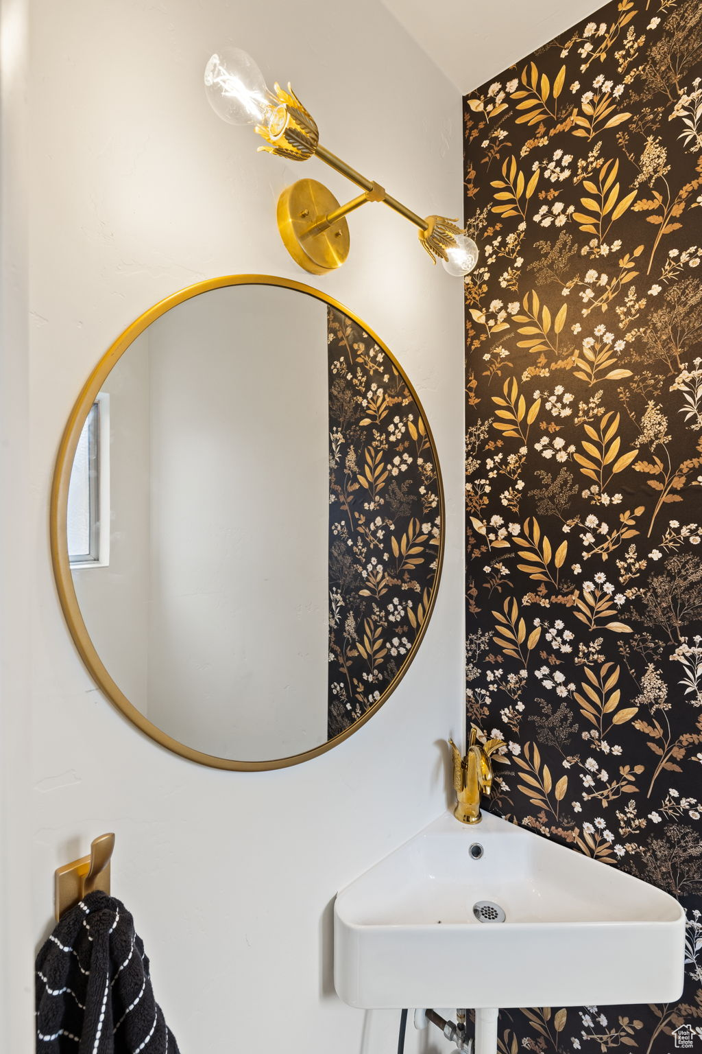 JOSEPH E OLSEN BLK 7-B - Residential