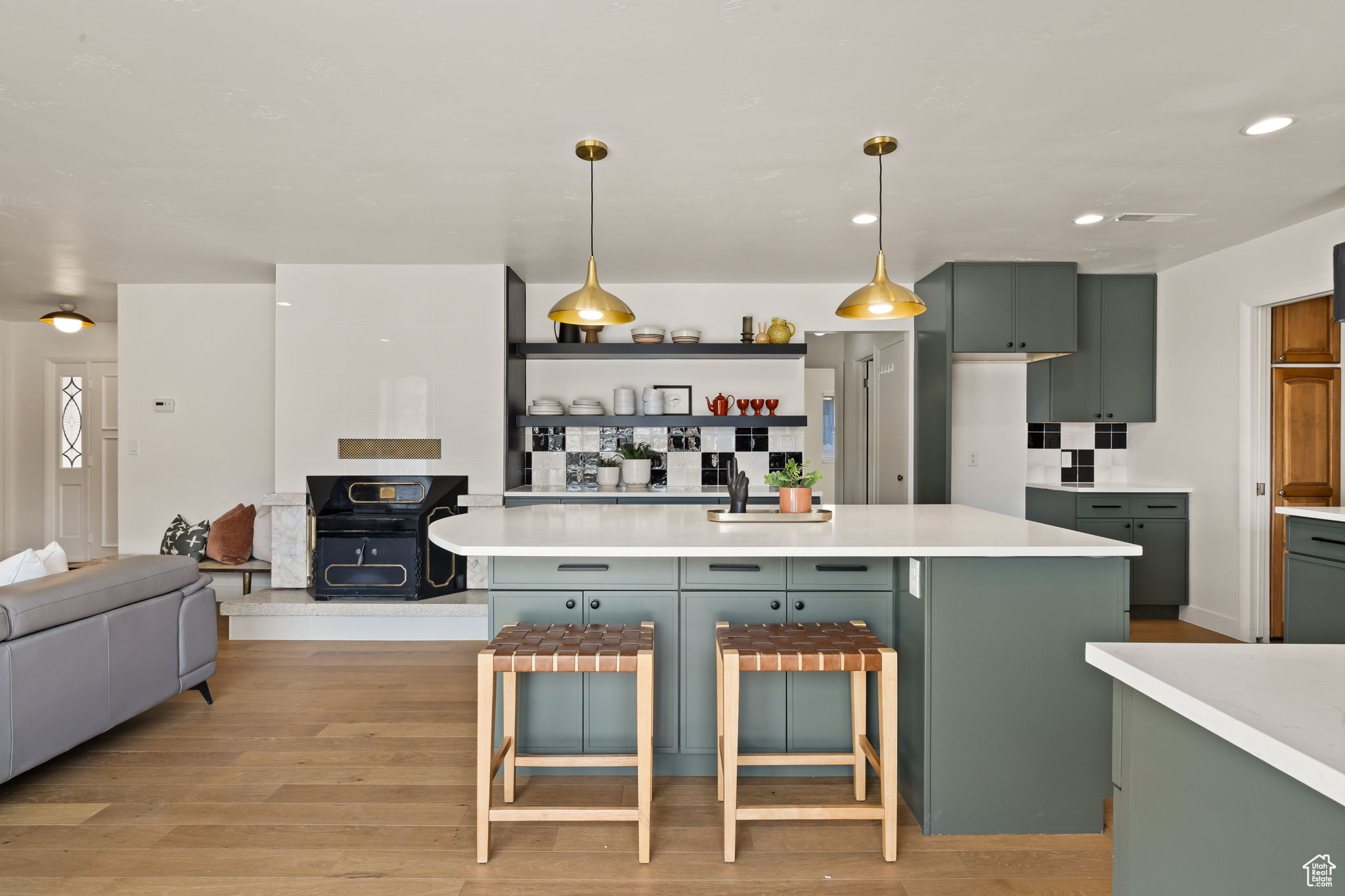 JOSEPH E OLSEN BLK 7-B - Residential