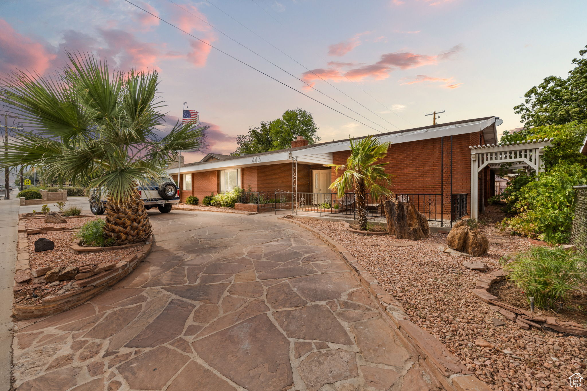 JOSEPH E OLSEN BLK 7-B - Residential