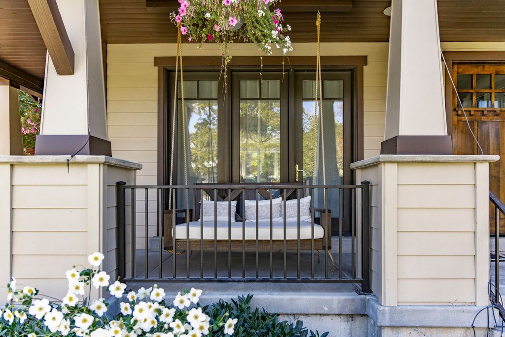 Photo of 1840 E HERBERT AVE S, Salt Lake City, UT 84108 (MLS # 2144554)