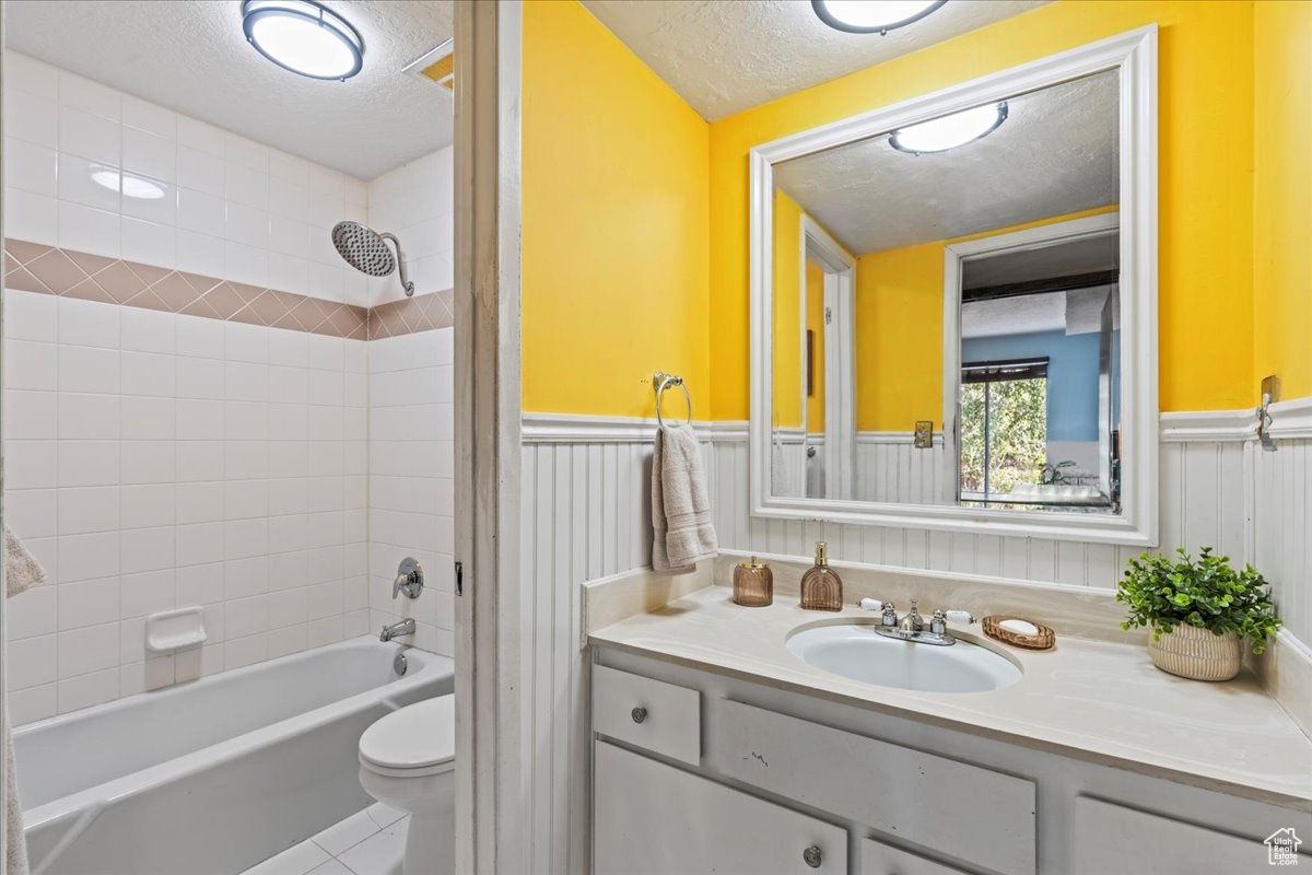 WILLOWS CONDM - Residential