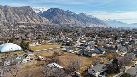 Photo of 630 S 900 E, Orem, UT 84097 (MLS # 2135087)