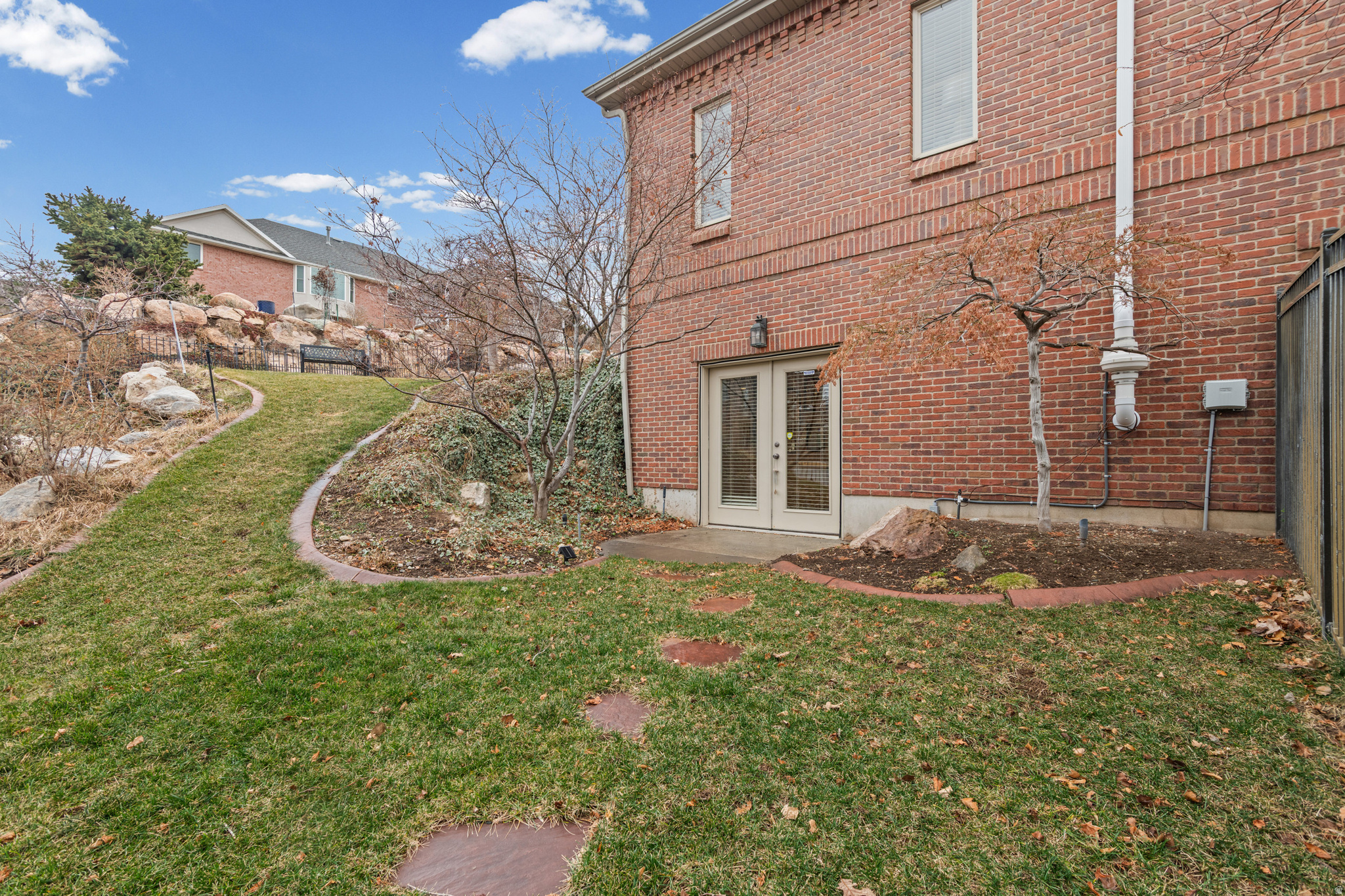 EAGLEWOOD ESTATES - Residential