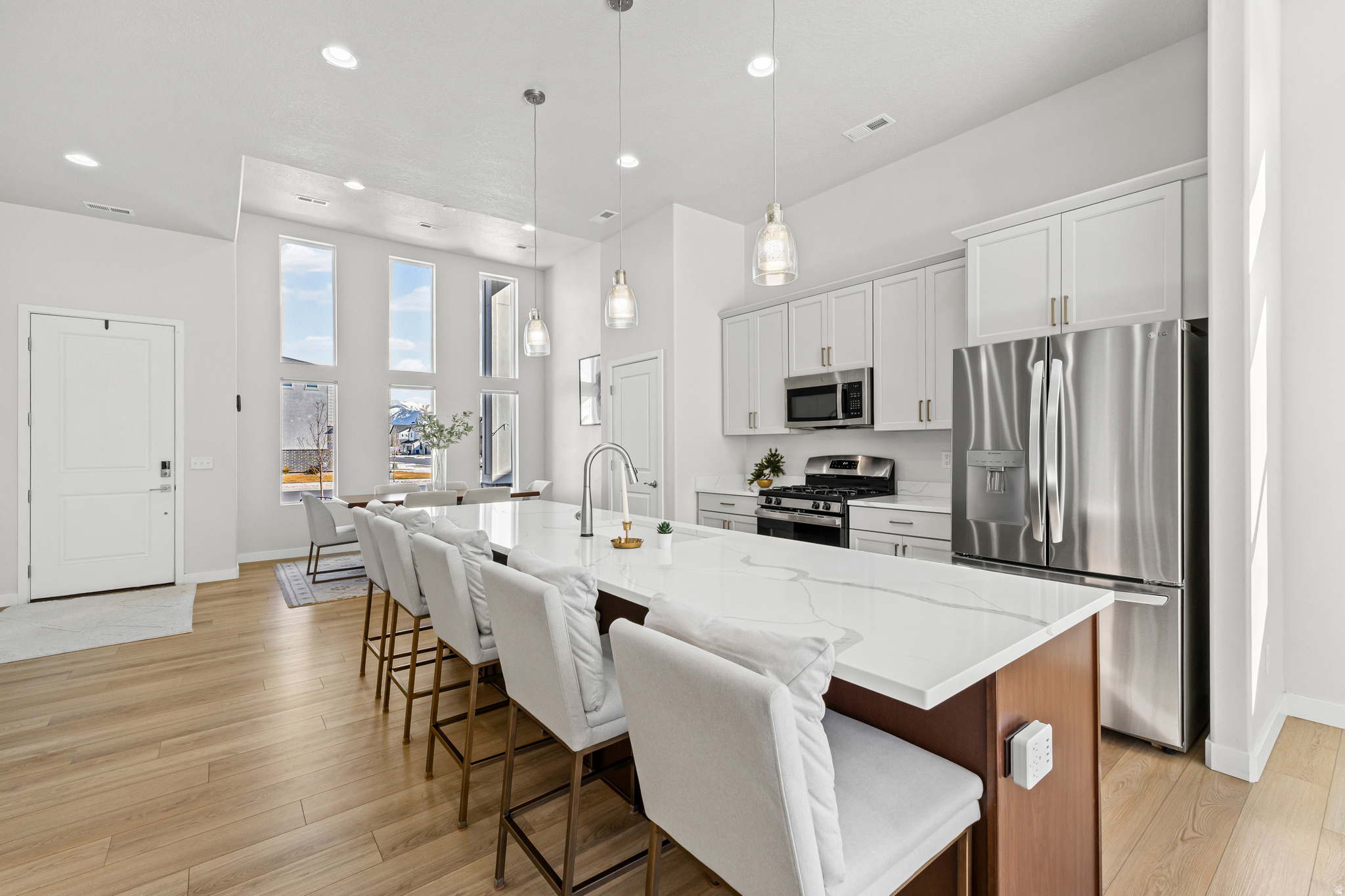 SHORELINE CREEKSIDE - Residential