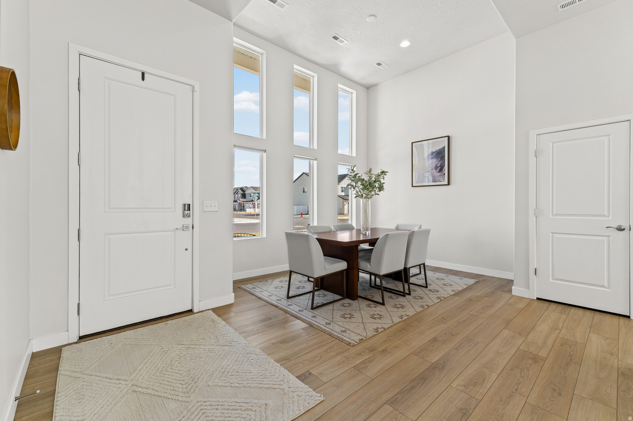 SHORELINE CREEKSIDE - Residential