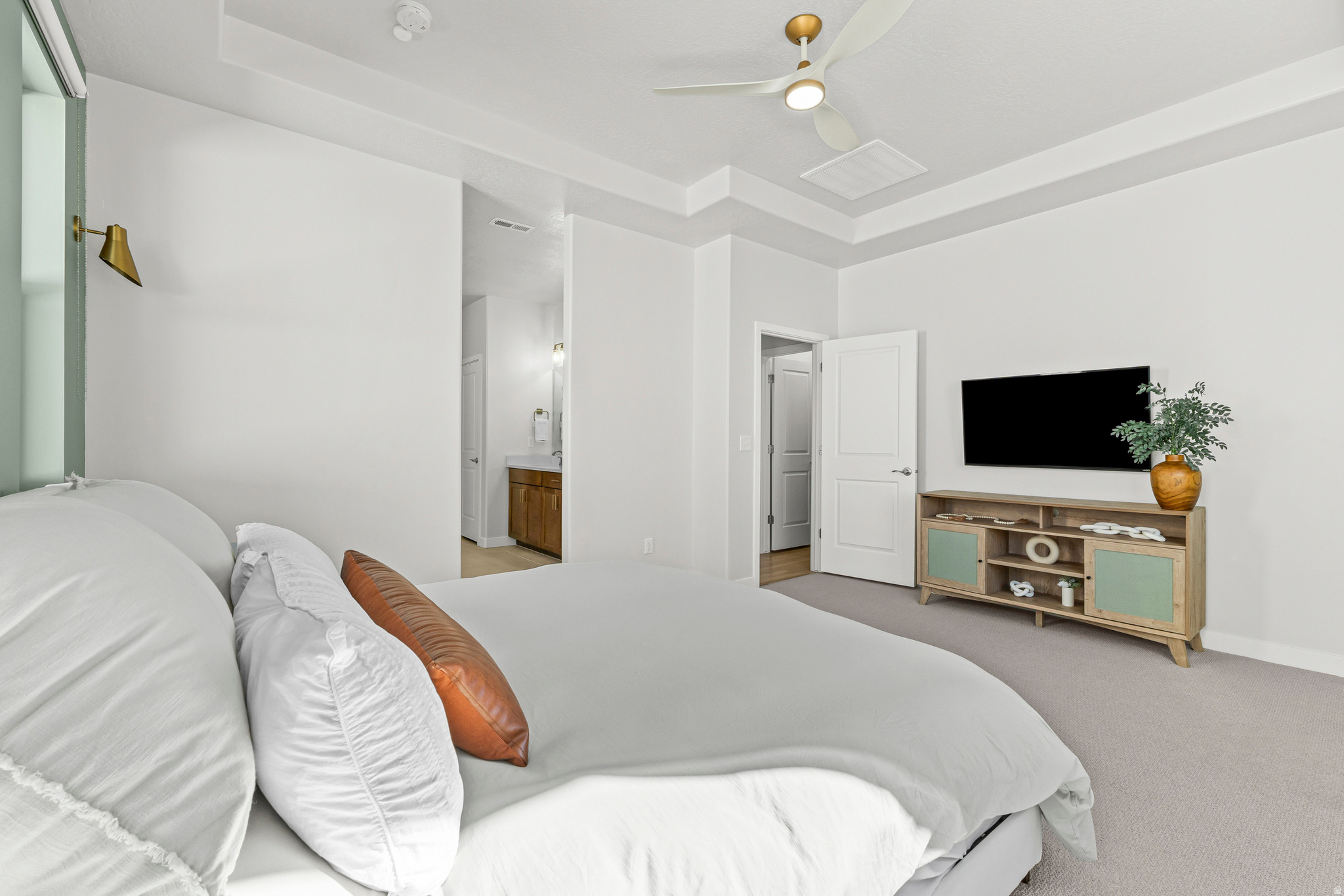 SHORELINE CREEKSIDE - Residential