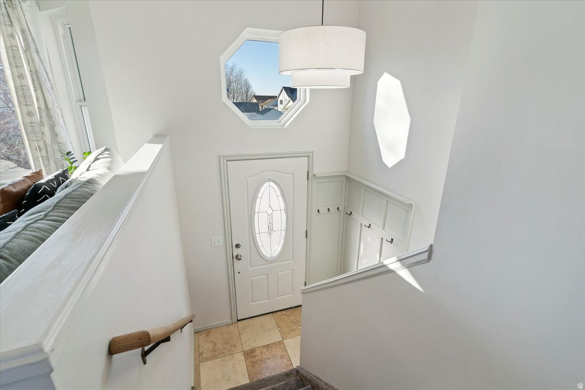 SIERRA ESTATES - Residential