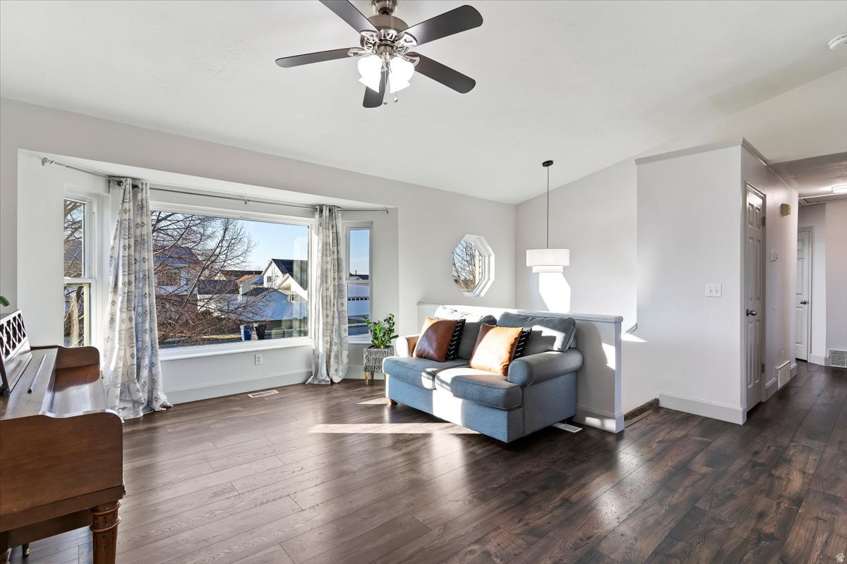 SIERRA ESTATES - Residential