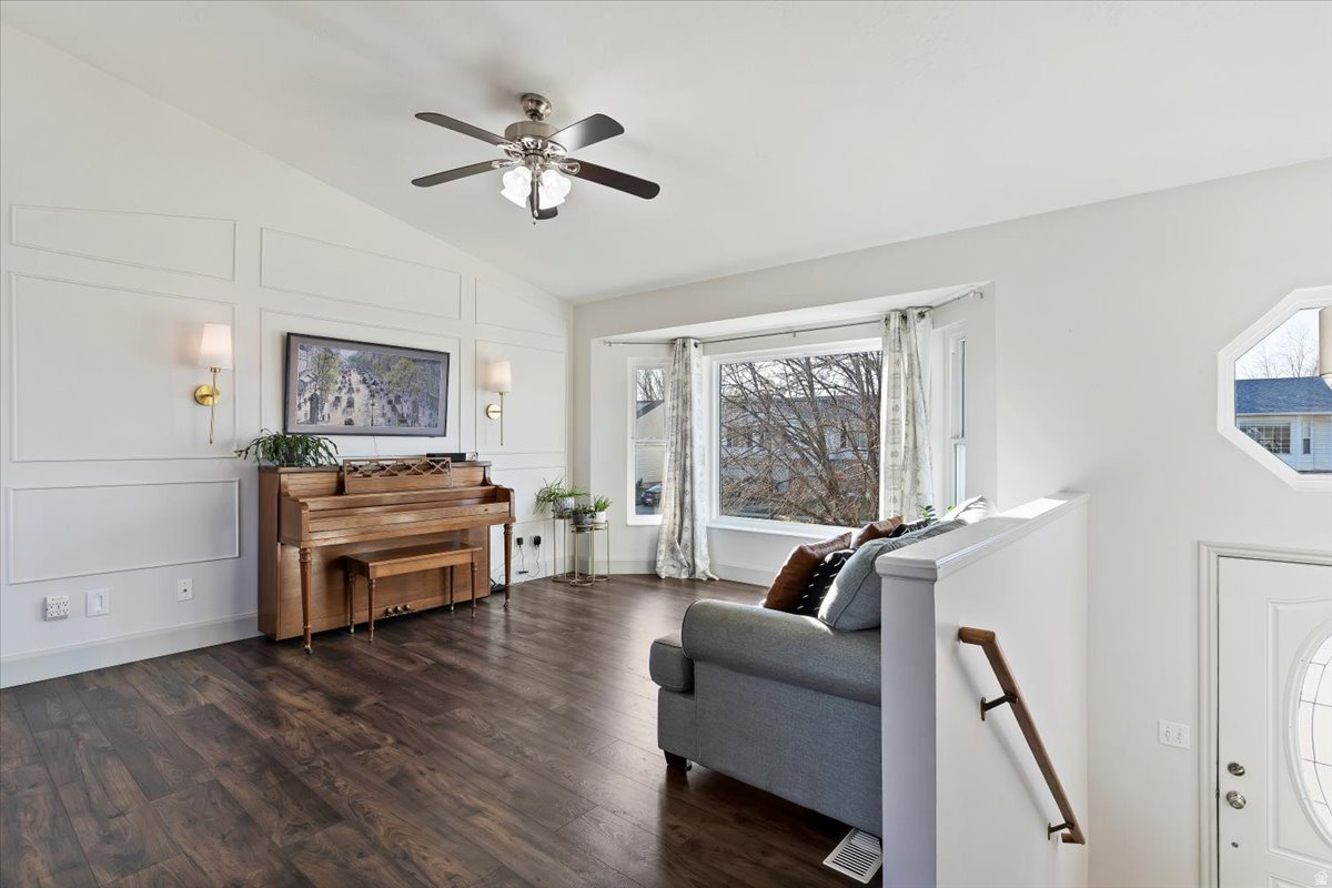 SIERRA ESTATES - Residential