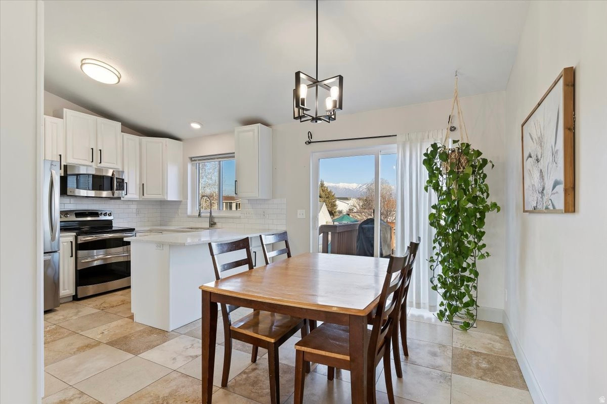 SIERRA ESTATES - Residential