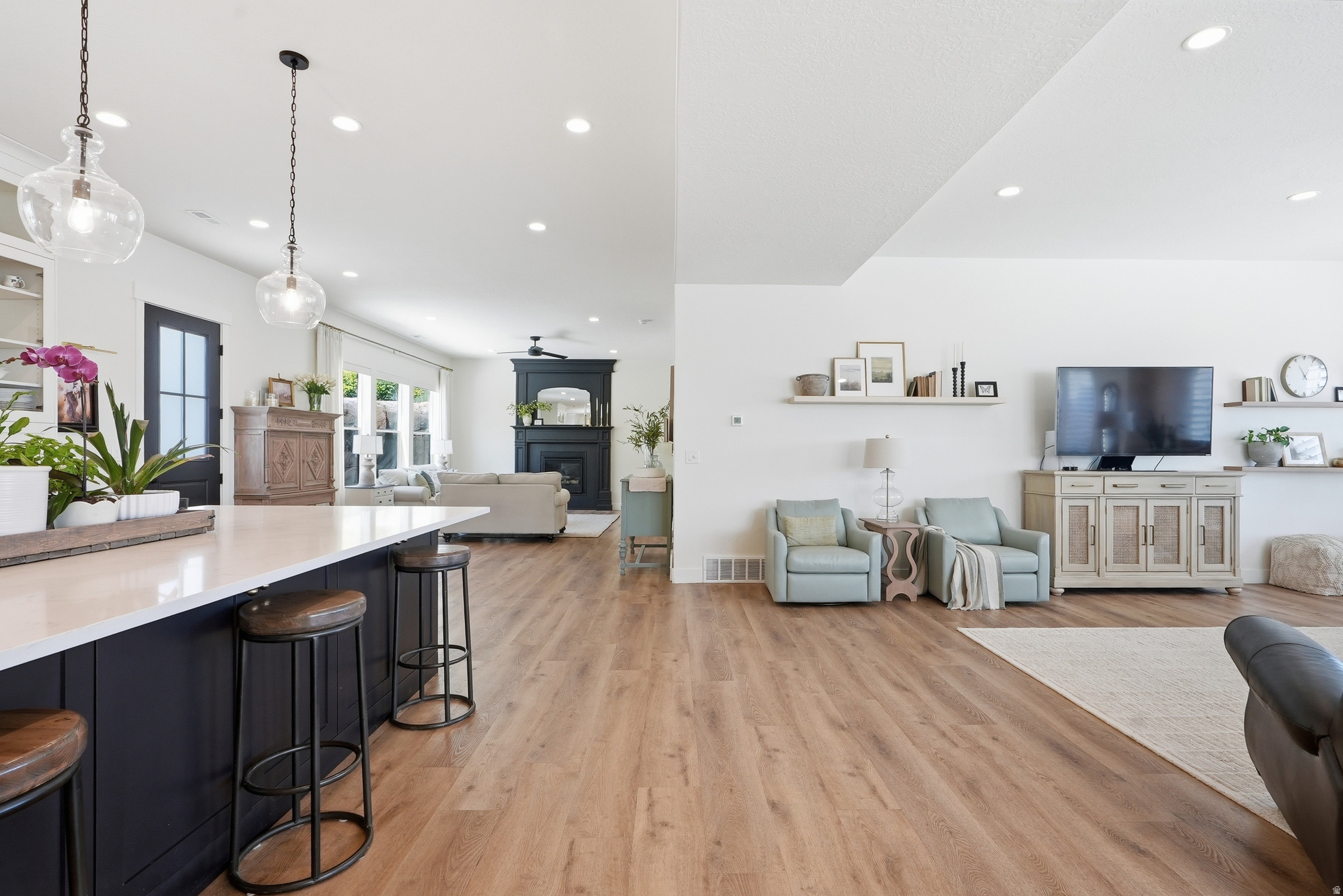 CLOVER RIDGE - Residential