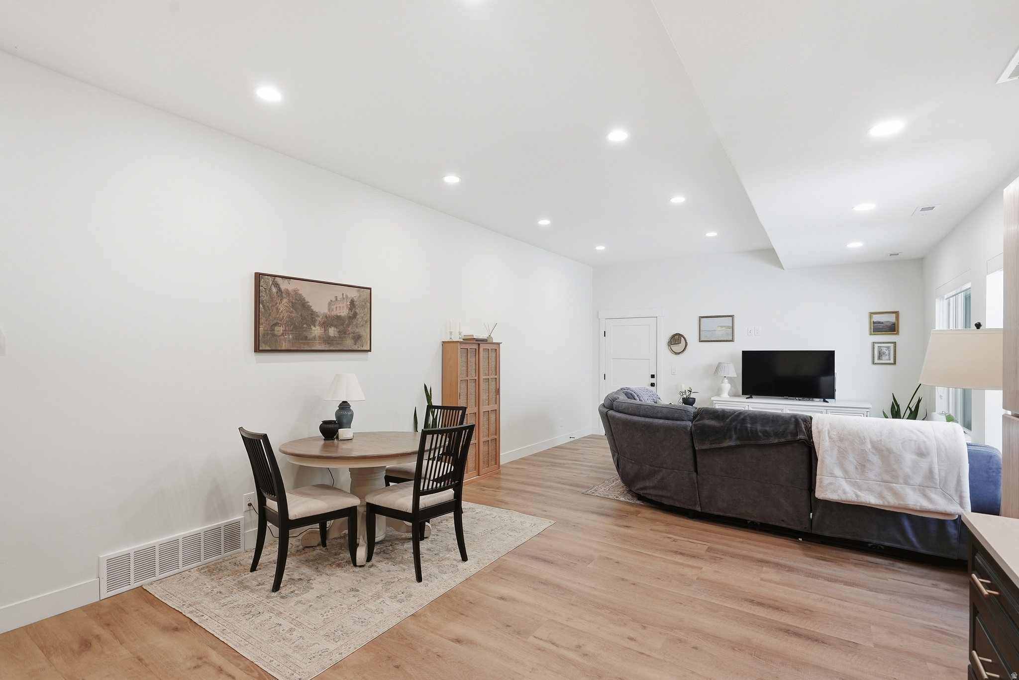 CLOVER RIDGE - Residential