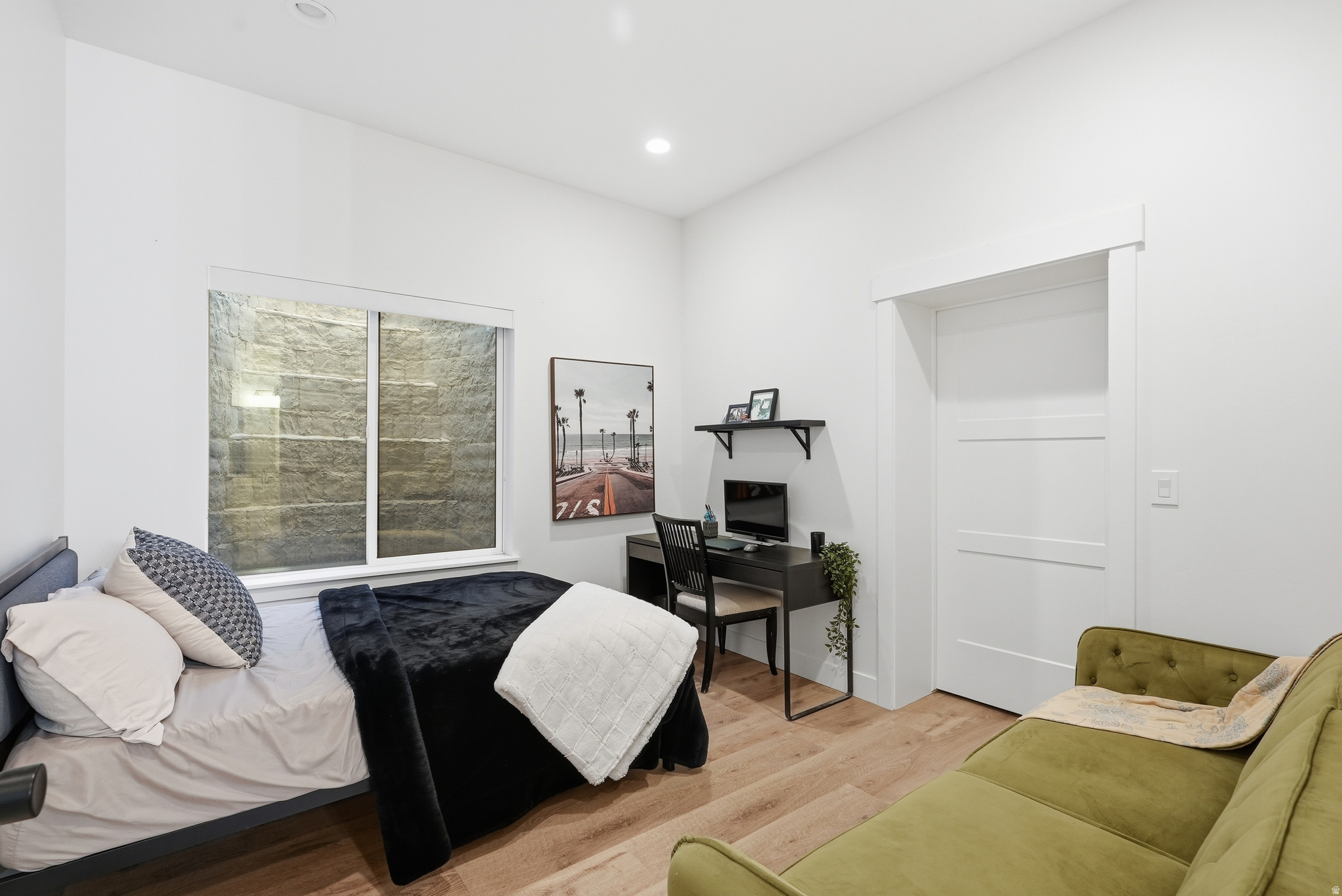 CLOVER RIDGE - Residential