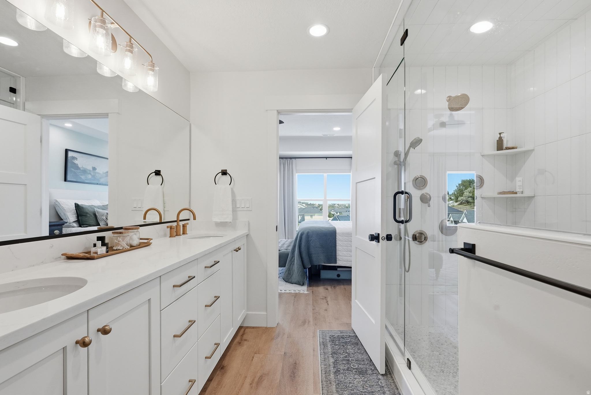 CLOVER RIDGE - Residential