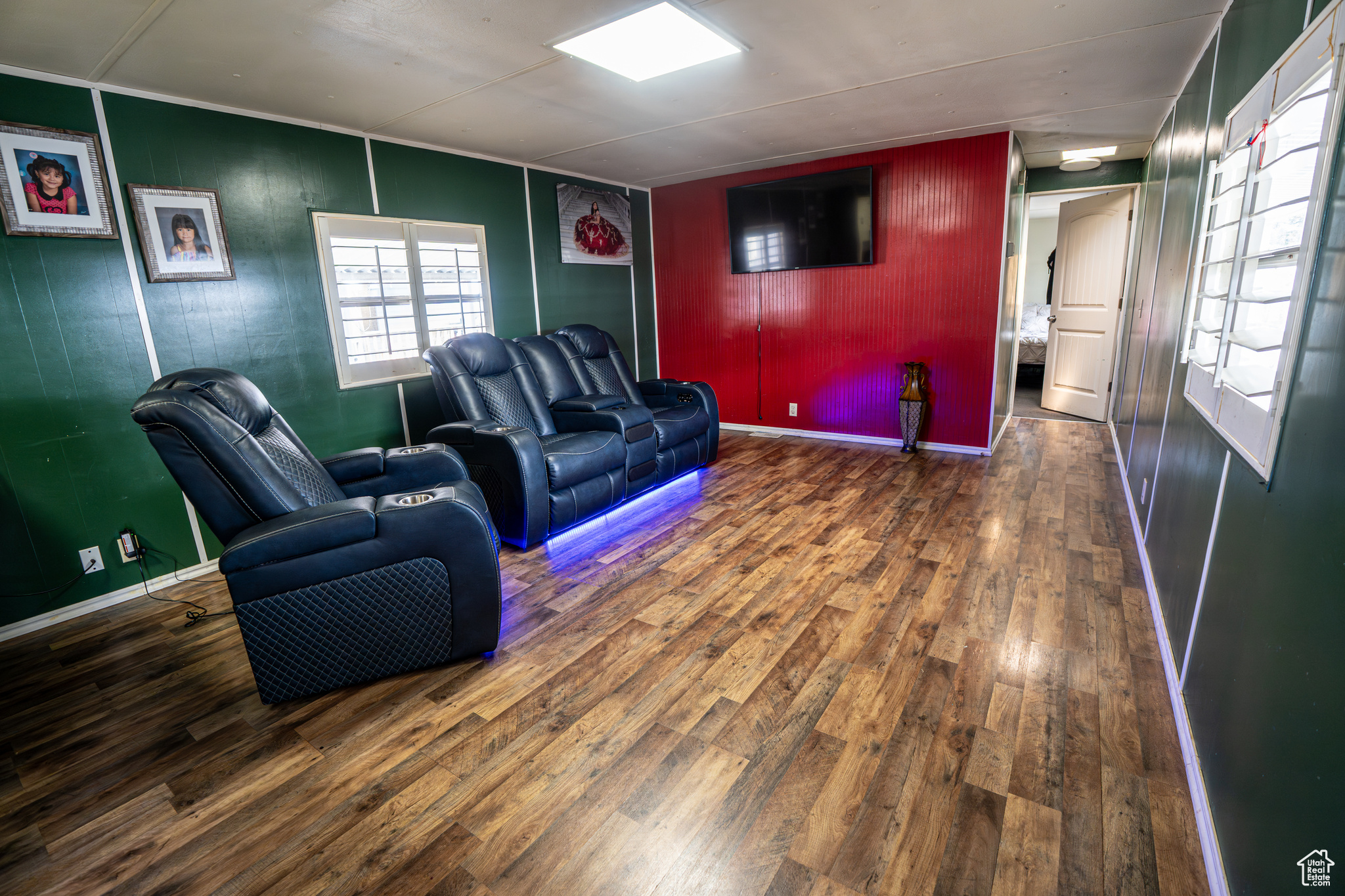 WINDSOR ESTATES - Residential