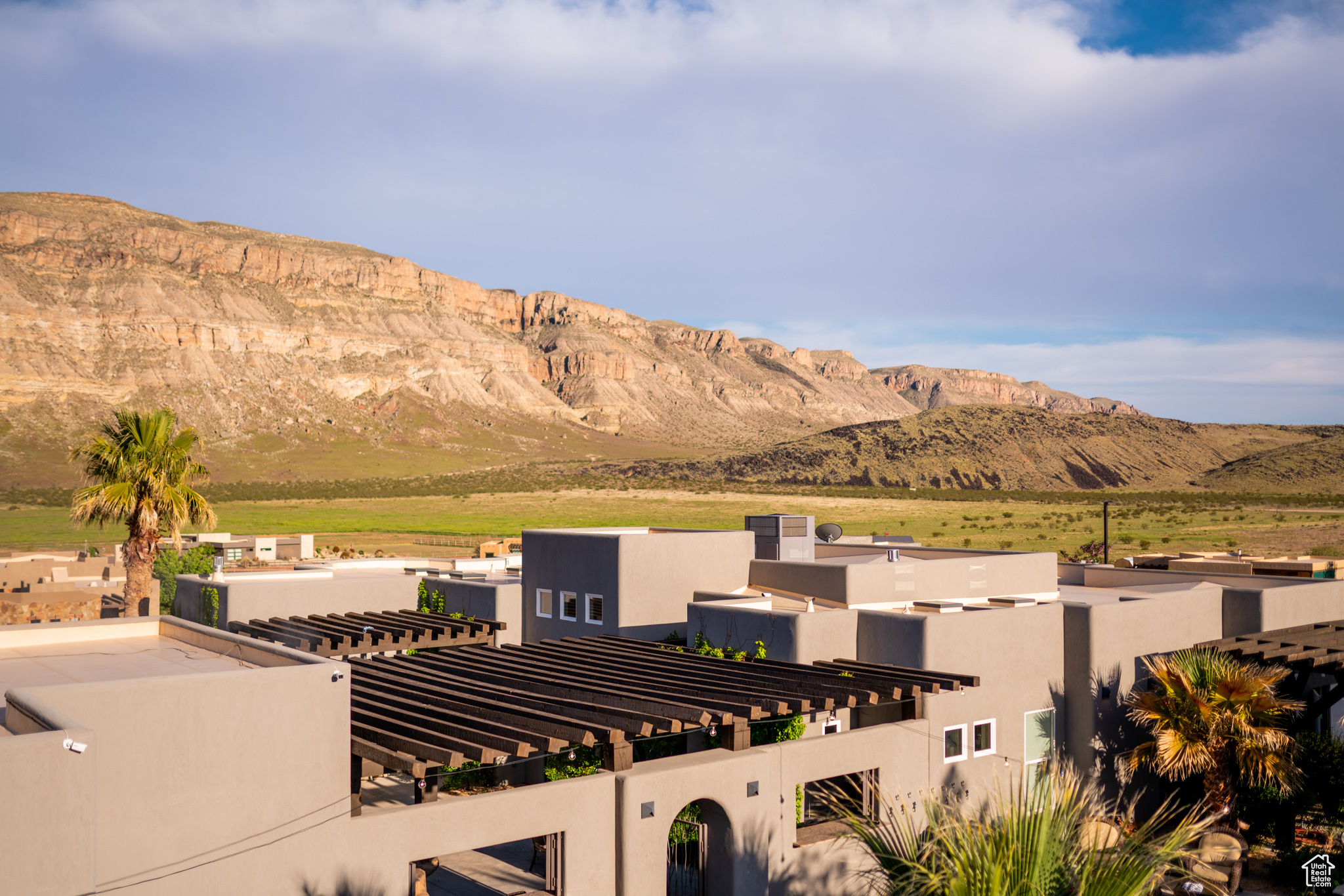 ADOBE HILLS - Residential