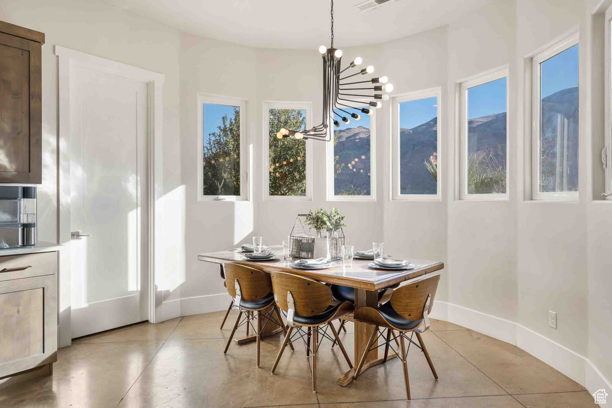 ADOBE HILLS - Residential