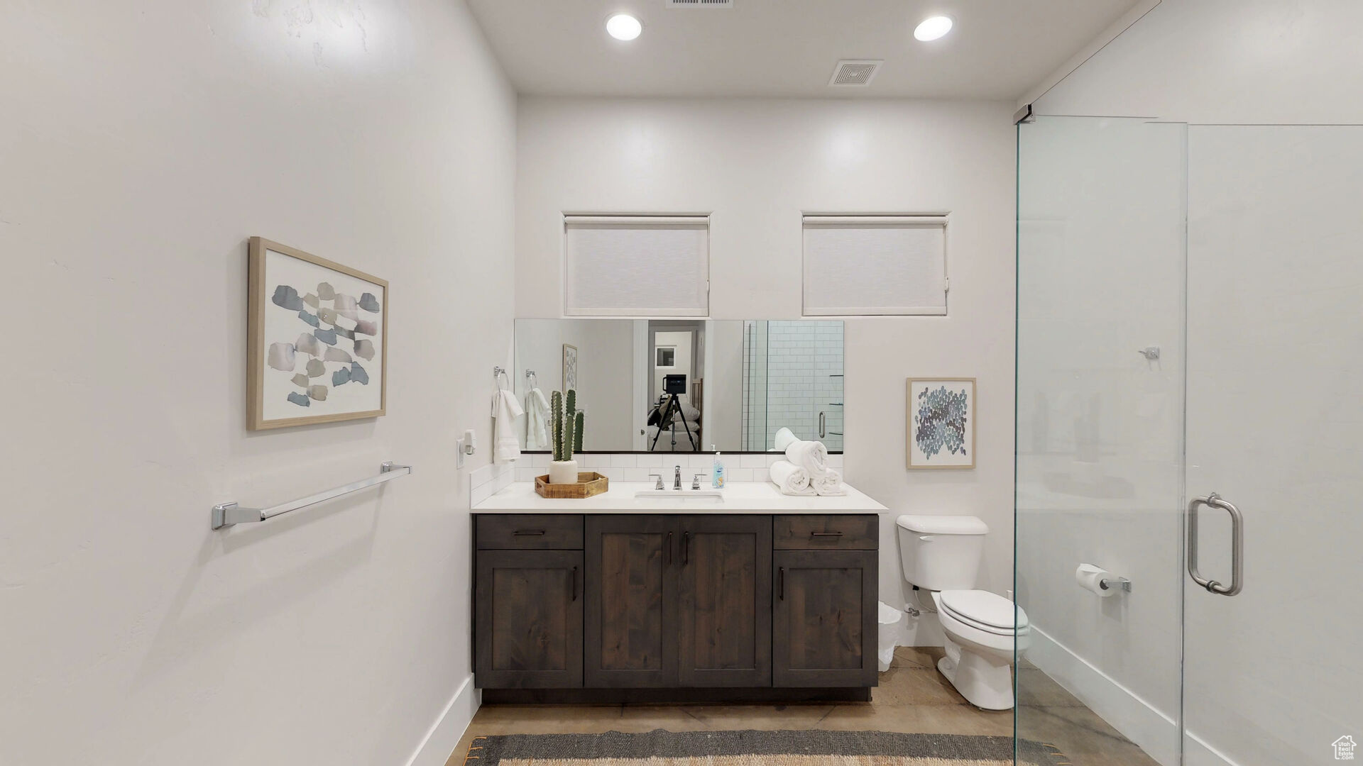 ADOBE HILLS - Residential
