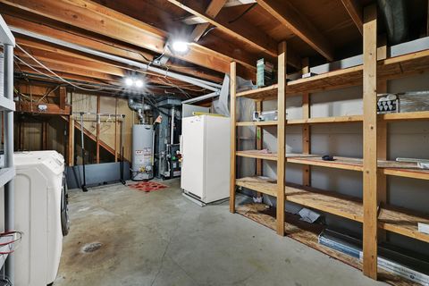 Tiny photo for 118 E 950 N, Layton, UT 84041 (MLS # 2127254)