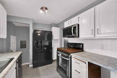 Tiny photo for 118 E 950 N, Layton, UT 84041 (MLS # 2127254)