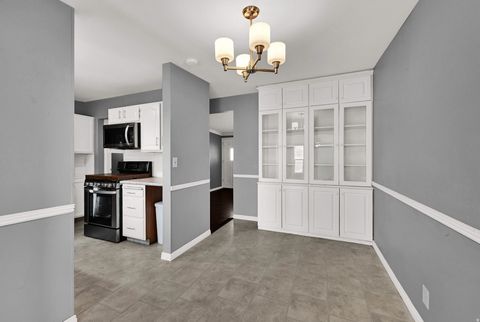 Tiny photo for 118 E 950 N, Layton, UT 84041 (MLS # 2127254)