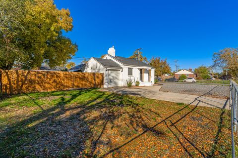 Tiny photo for 889 N 900 W, Salt Lake City, UT 84116 (MLS # 2126244)