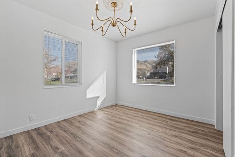 Tiny photo for 889 N 900 W, Salt Lake City, UT 84116 (MLS # 2126244)