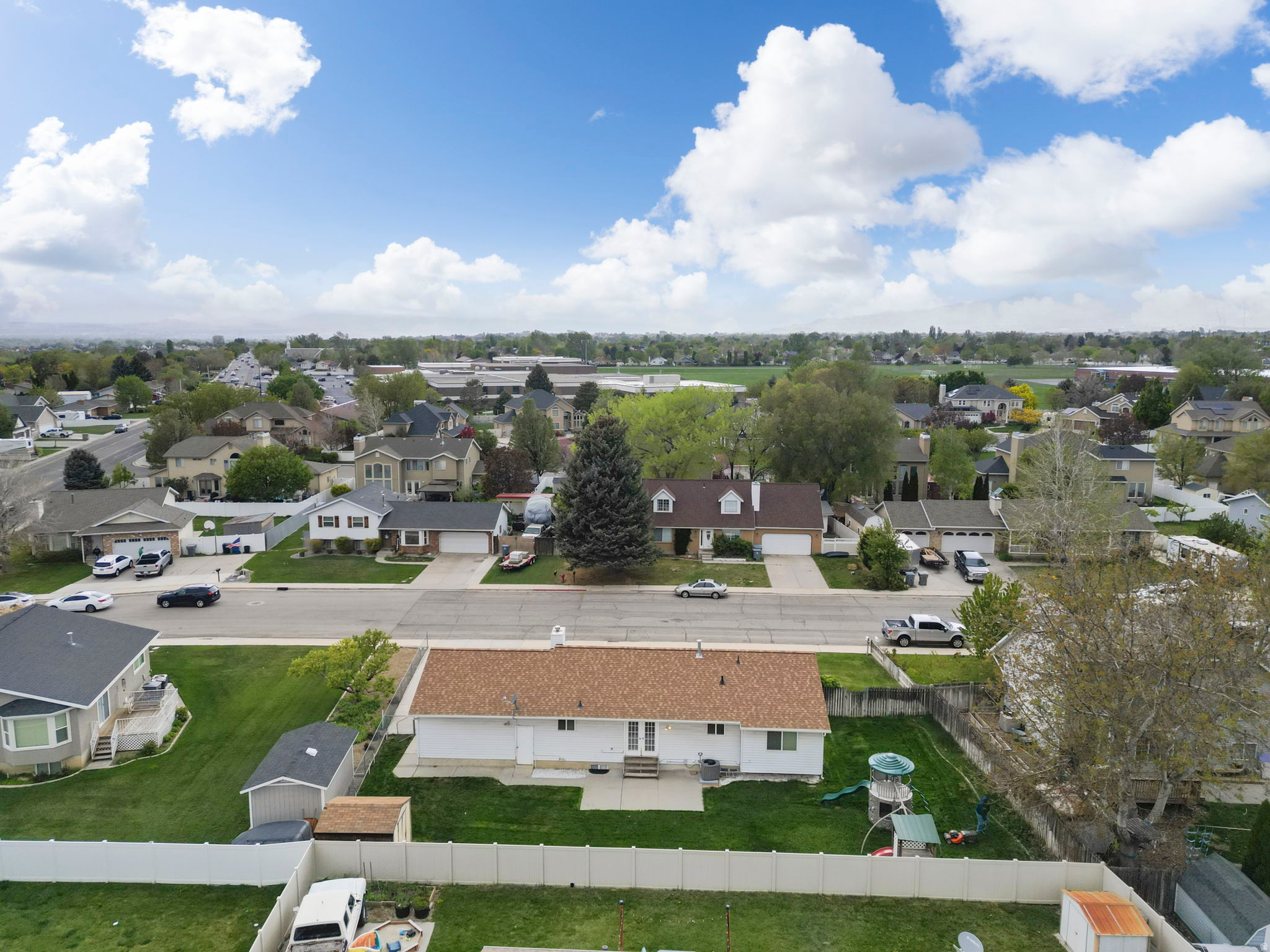 HILLTOP - Residential