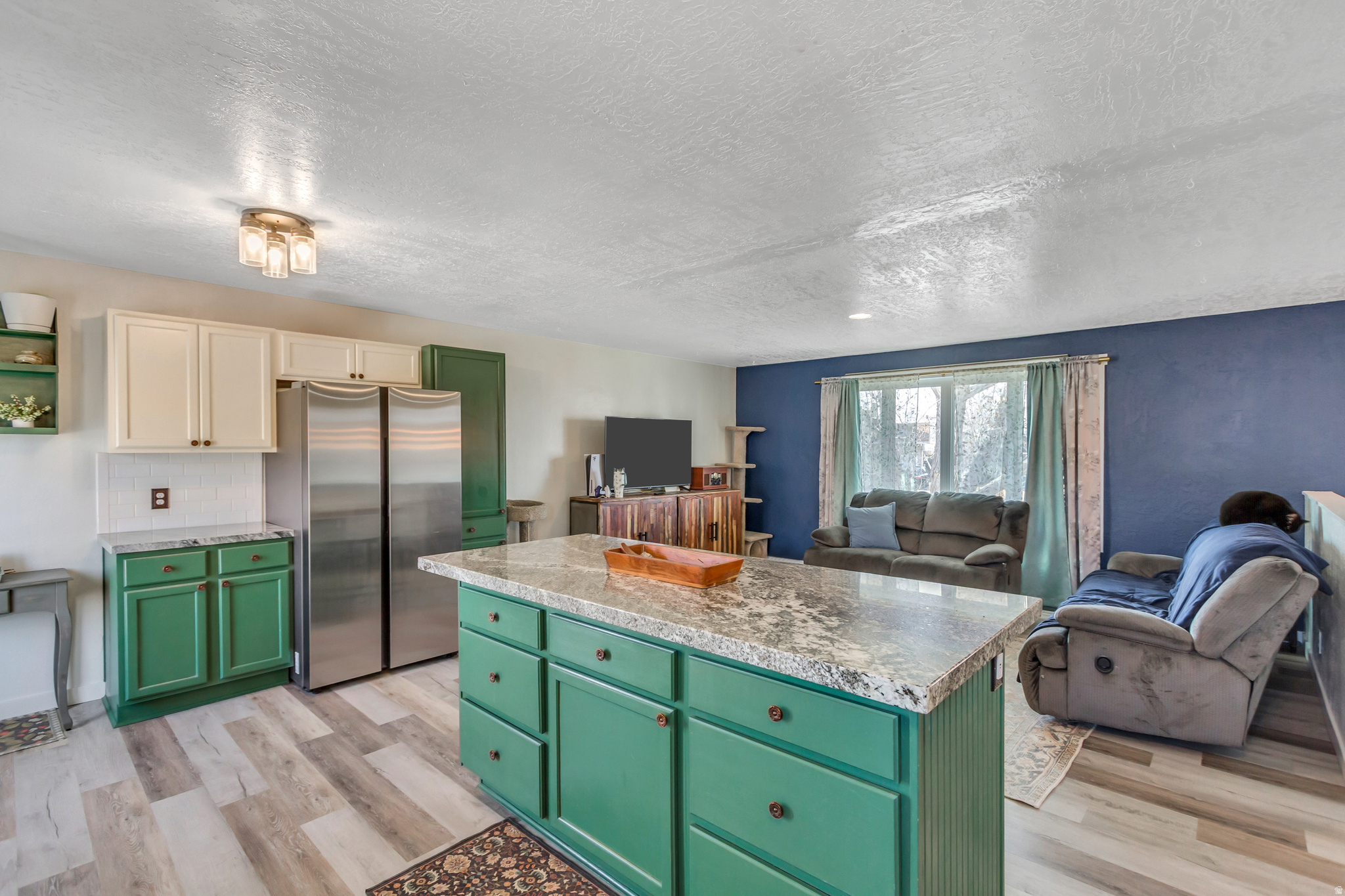 CANYON WEST - Residential